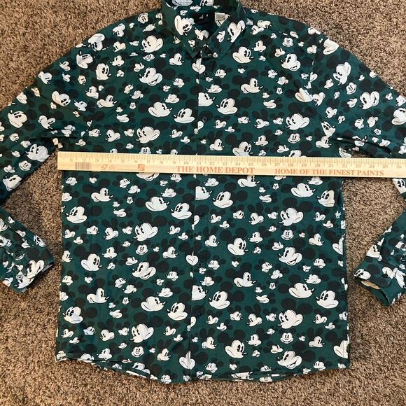 H&M x Disney Mickey Mouse Face Button Shirt Dark Green Regular Fit Mens Large - Picture 3 of 7